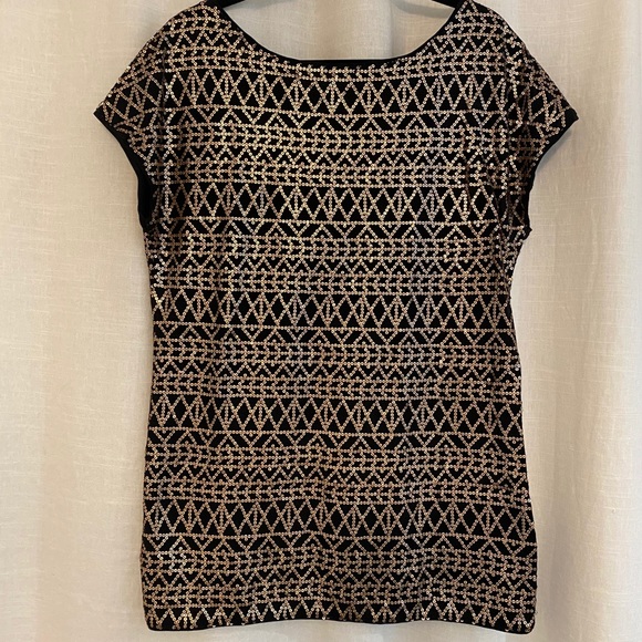 H&M black dress shirt with gold sequins - Picture 3 of 3